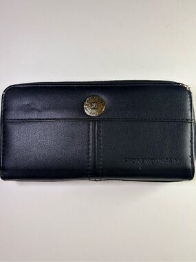 Stone Mountain Black Leather Zip Around Wallet Organizer